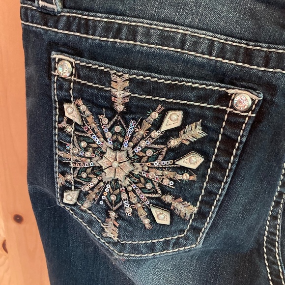LAST DAY! Miss Me Embroidered Jeans - Picture 8 of 13